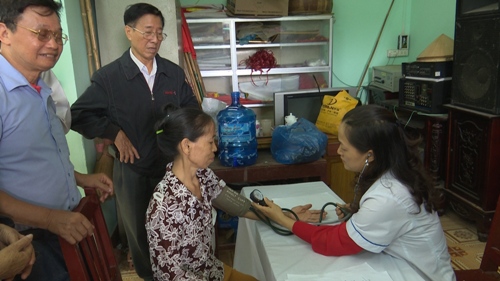 Ngành y tế tổ chức khám sàng lọc tăng huyết áp cho 8.700 đối tượng