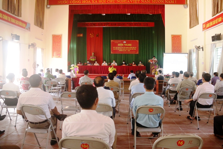 Việt yên thực hiện tốt phòng chống dịch trong hội nghị tiếp xúc cử tri.