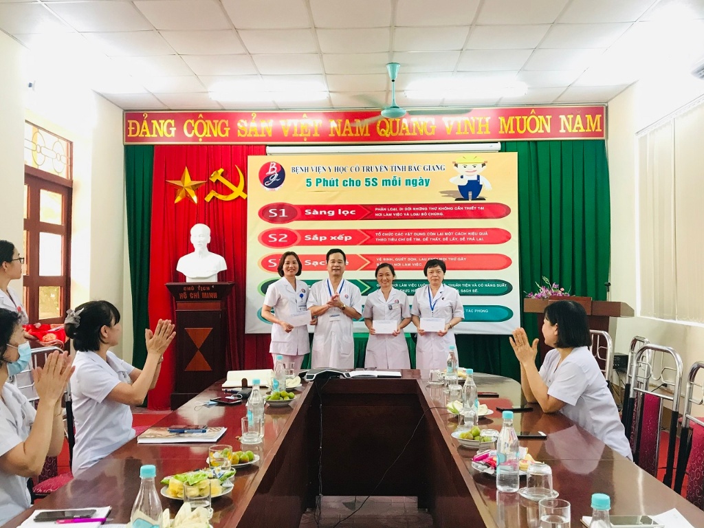 Bệnh viện Y học cổ truyền tỉnh Bắc Giang triển khai “Ngày hội 5S”