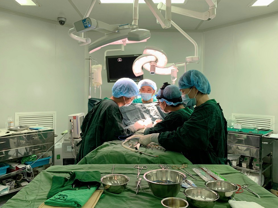 Thắt Ống động mạch thành công cho trẻ sơ sinh 10 ngày tuổi tại Bệnh viện Sản Nhi Bắc Giang