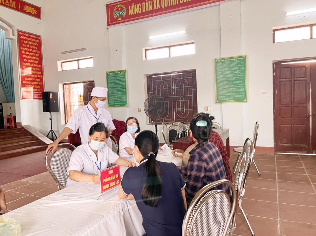 Bệnh viện Phổi Bắc Giang tổ chức phát hiện lao chủ động tại xã Trí Yên và Quỳnh Sơn