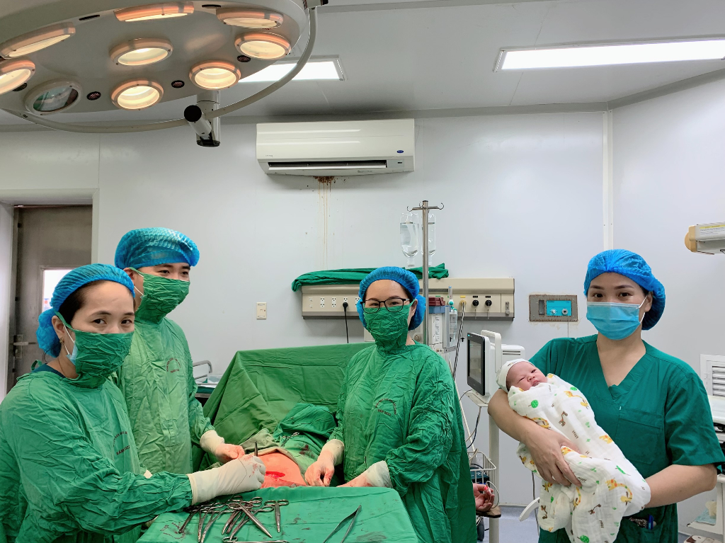 Em bé thứ 08 chào đời nhờ phương pháp Thụ tinh trong ống nghiệm tại Bệnh viện Sản Nhi Bắc Giang