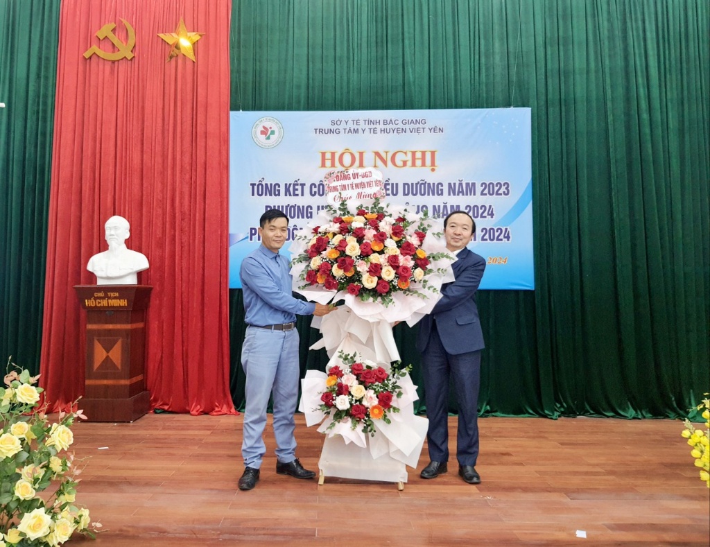 TTYT huyện Việt Yên: Tổng kết công tác điều dưỡng năm 2023