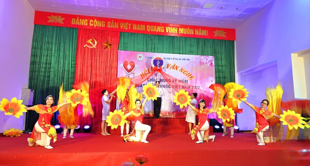 Hội thi văn nghệ chào mừng 69 năm ngày Thầy thuốc Việt Nam và 114 năm ngày Quốc tế Phụ nữ