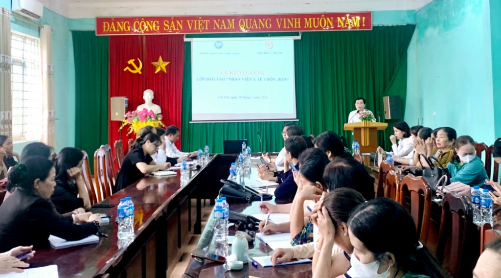 Việt Yên - Địa phương đầu tiên đào tạo nhân viên y tế thôn, tổ dân phố