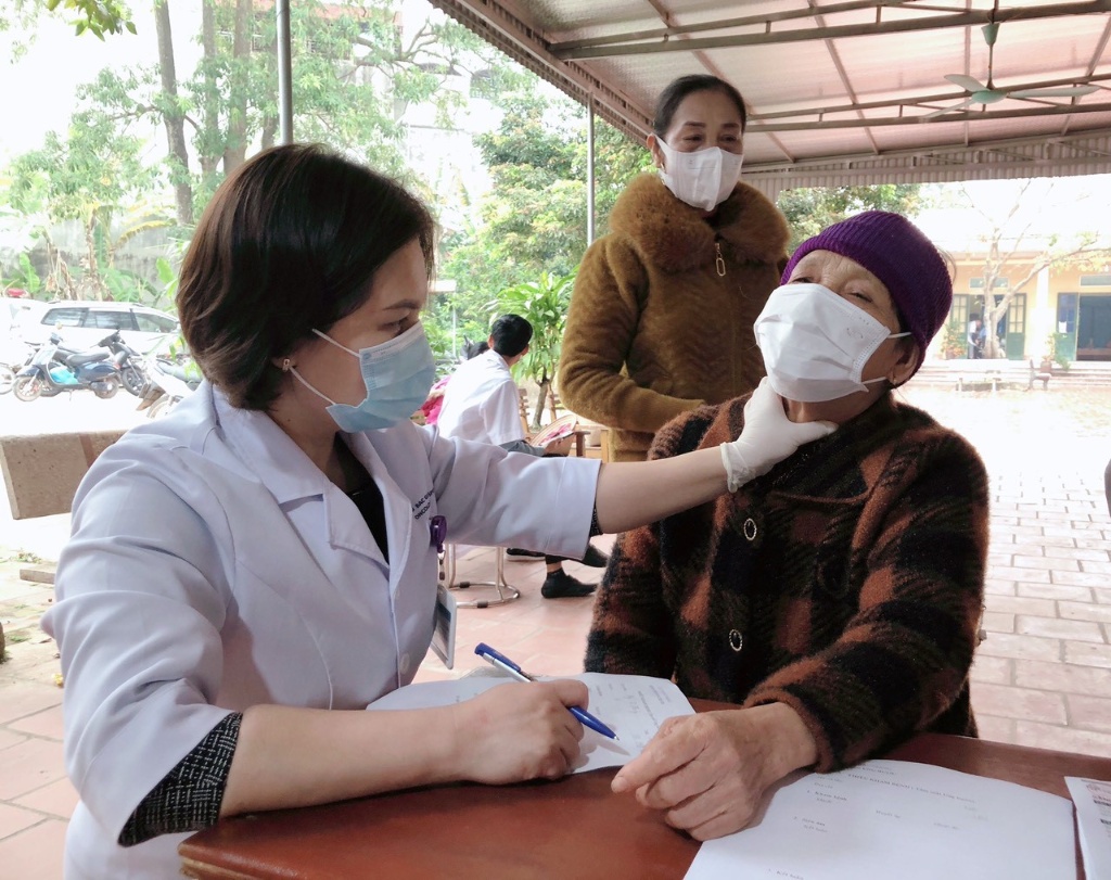 Bệnh viện Ung Bướu tỉnh Bắc Giang  Tổ chức khám sàng lọc ung thư tại huyện Lục Nam