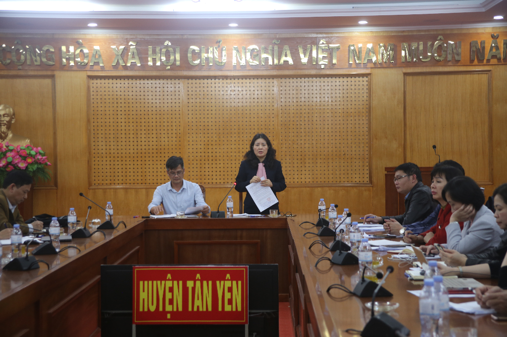 Sở Y tế làm việc với UBND huyện Tân Yên về triển khai công tác y tế trên địa bàn