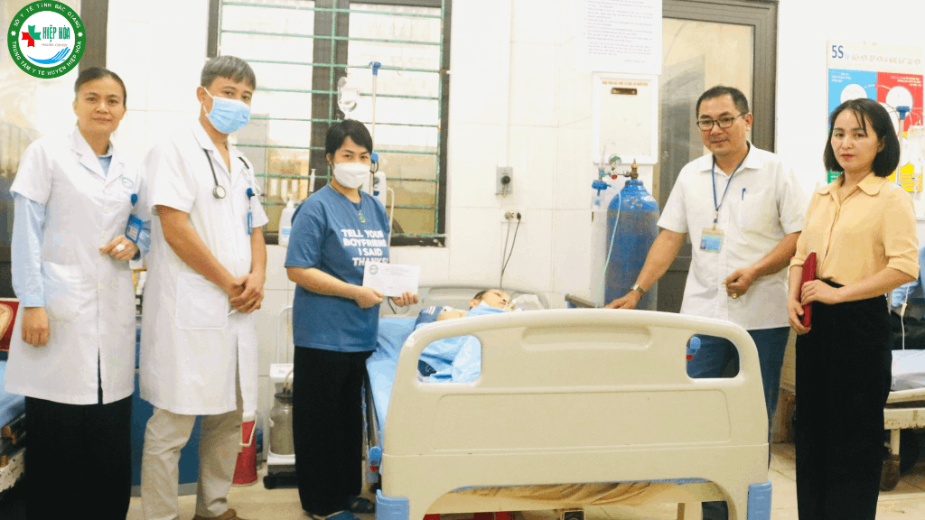 “Món quà nhỏ – tấm lòng lớn” dành cho bệnh nhân Trung tâm Y tế huyện Hiệp Hòa|https://syt.bacgiang.gov.vn/zh_CN/chi-tiet-tin-tuc/-/asset_publisher/6CWBO9WiZqsQ/content/-mon-qua-nho-tam-long-lon-danh-cho-benh-nhan-trung-tam-y-te-huyen-hiep-hoa