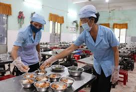 Huyện Lục Ngạn tăng cường bảo an toàn thực phẩm tại các trường học có tổ chức bếp ăn tập thể