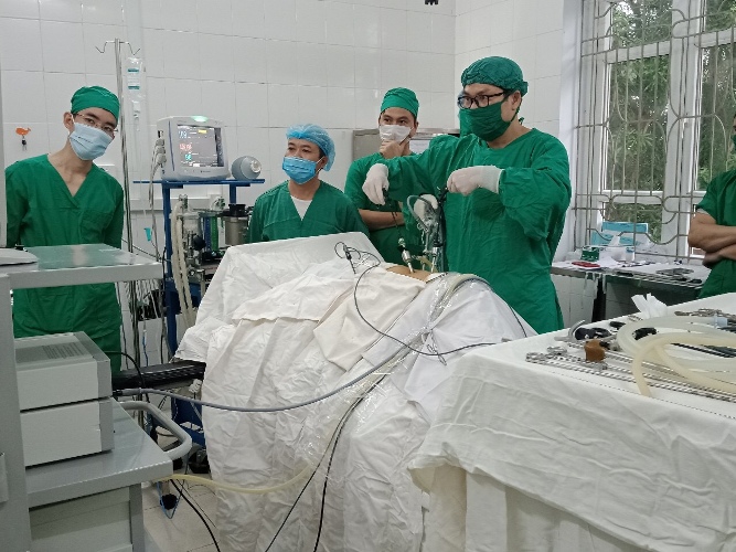 Trung tâm Y tế huyện Việt Yên triển khai kỹ thuật mới: Phẫu thuật nội soi lấy sỏi niệu quản và...