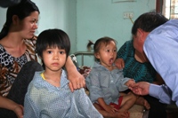 Cục quản lý Môi trường (Bộ Y tế):Kiểm tra công tác phòng chống cúm A(H5N1) và bệnh tay chân miệng...