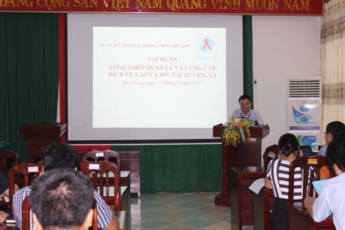 Tập huấn triển khai lồng ghép quản lý và cung cấp dịch vụ Lao và HIV